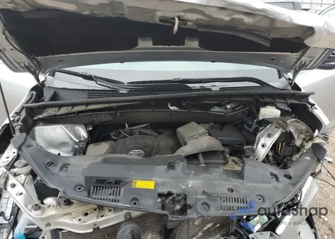 2018 Toyota Highlander Se z USA, uszkodzony, nr VIN 5TDJZRFH2JS817156